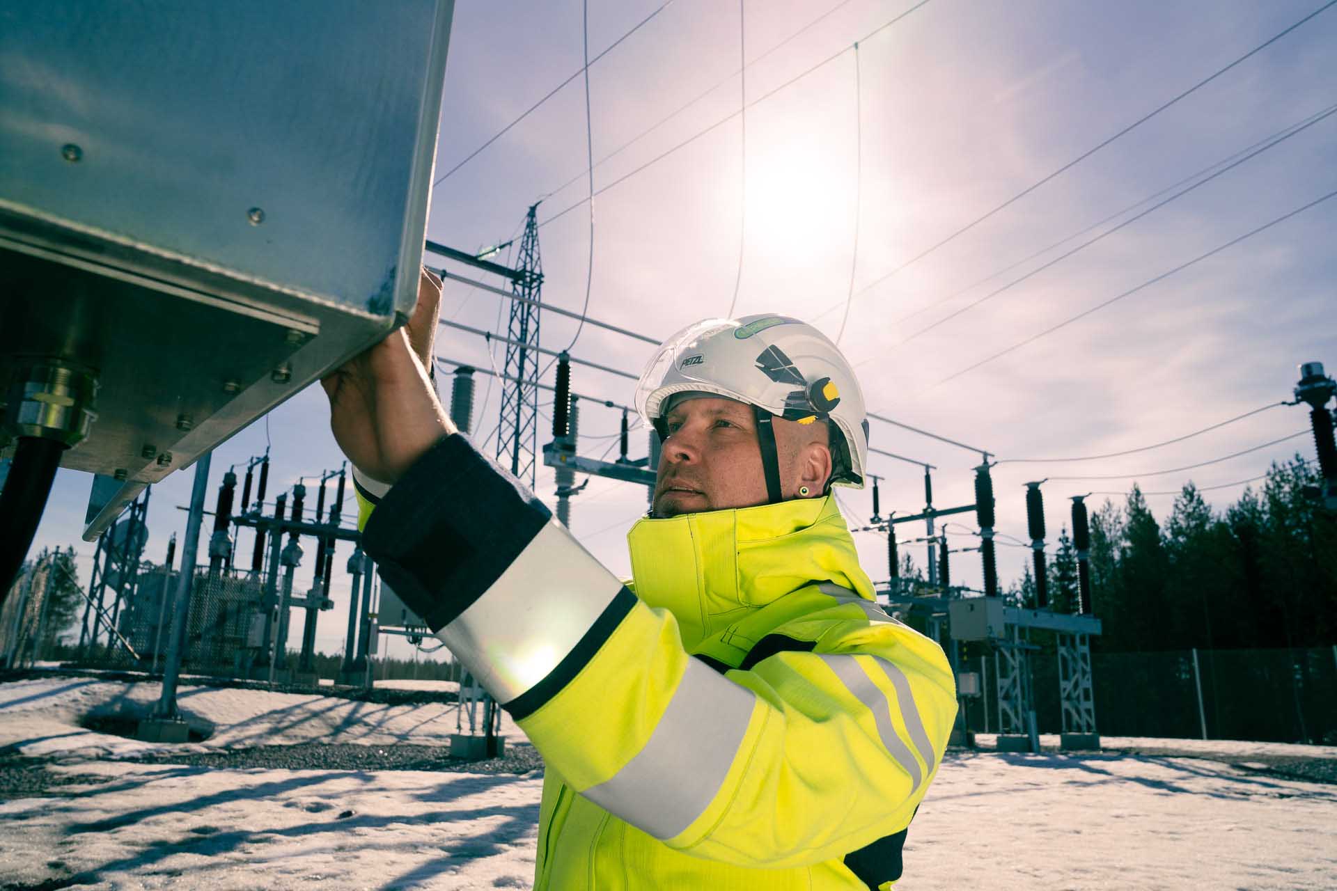 jussi kempus working on electrical panel